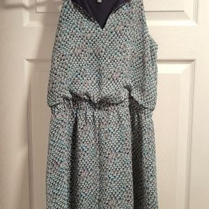 Daisy Fuentes small flowy summer /work dress